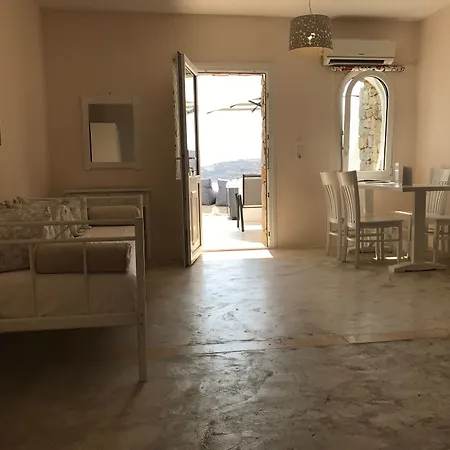 Anixi Lounge Hotel