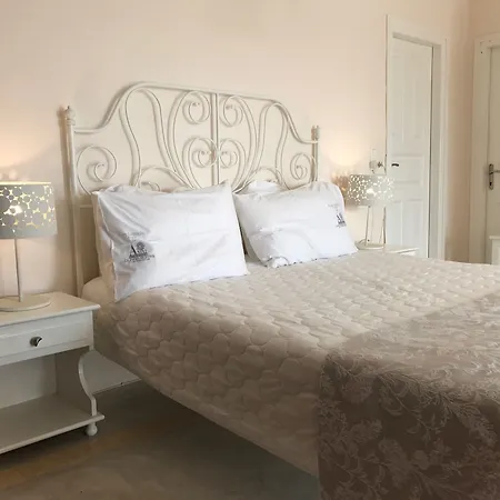 Anixi Lounge Hotel 3*
